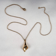 pen40-b-pendentif-arum-or